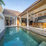 Villa Ivy Moon Seminyak