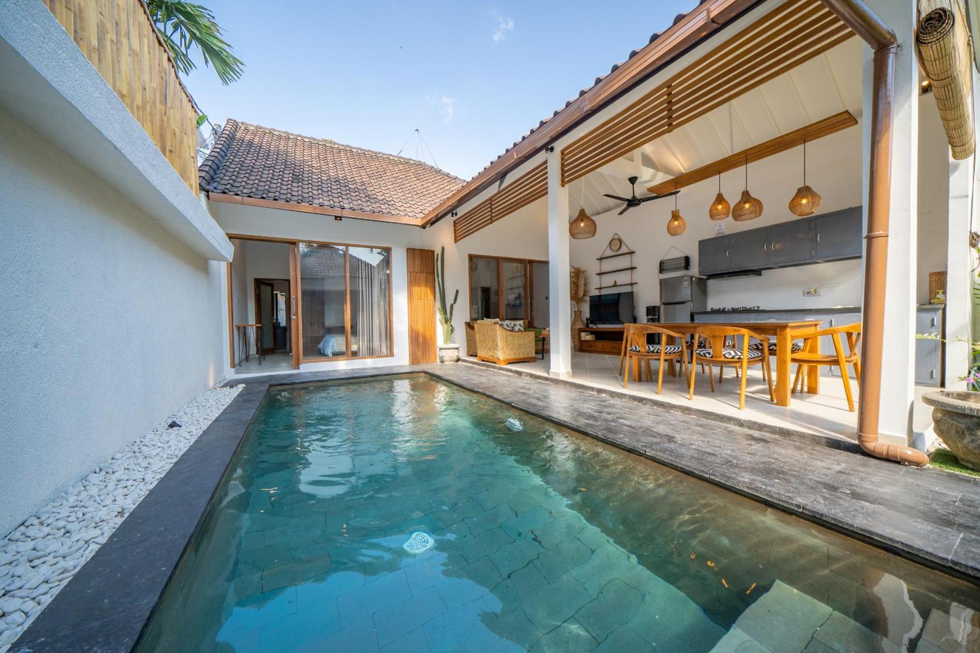 Ivy Moon Seminyak (Bali)